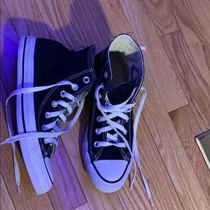 COPY - Only worn once BRAND NEW converse high tops
